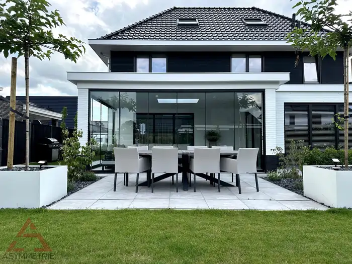 Prachtige Schuifpuien en Tuinkamer gemaakt door Asymmetrie